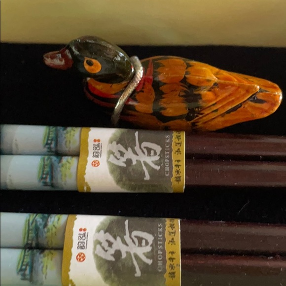 New Chopsticks Set - Mandarin Duck with chopstick holder. Kitchen dinnerware! - Picture 4 of 6